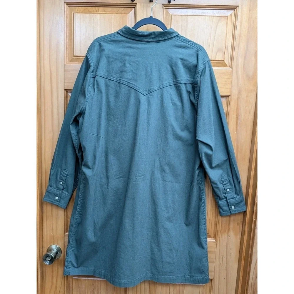 Lee Women's 1X Khaki Dress Pearl Snap Closure Down Front Long Sleeves